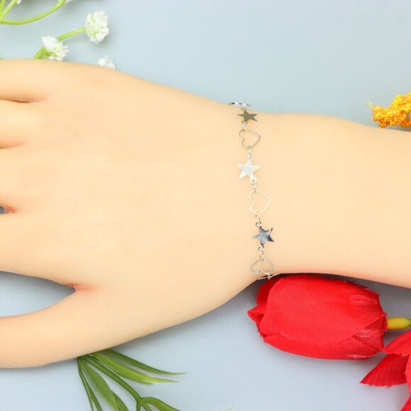 "Elegant & Trendy Bracelet, A Perfect Gift for Women, Thoughtful , EVCH1773 - Picture 4 of 10